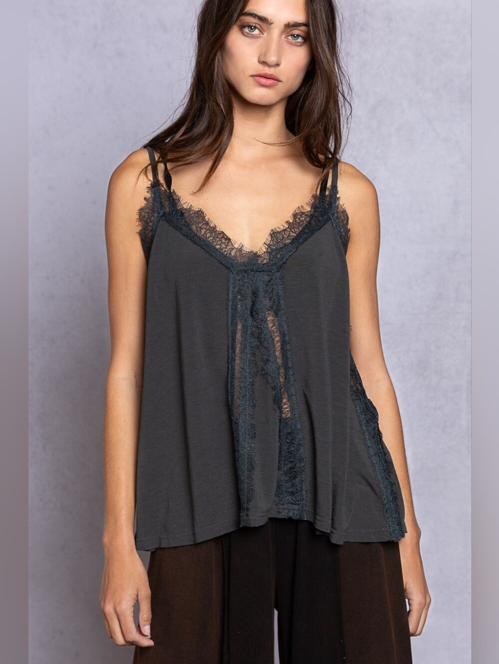 POL Lace Detail V-Neck Cami